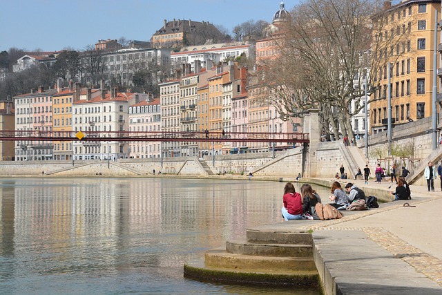 Agence no code à Lyon